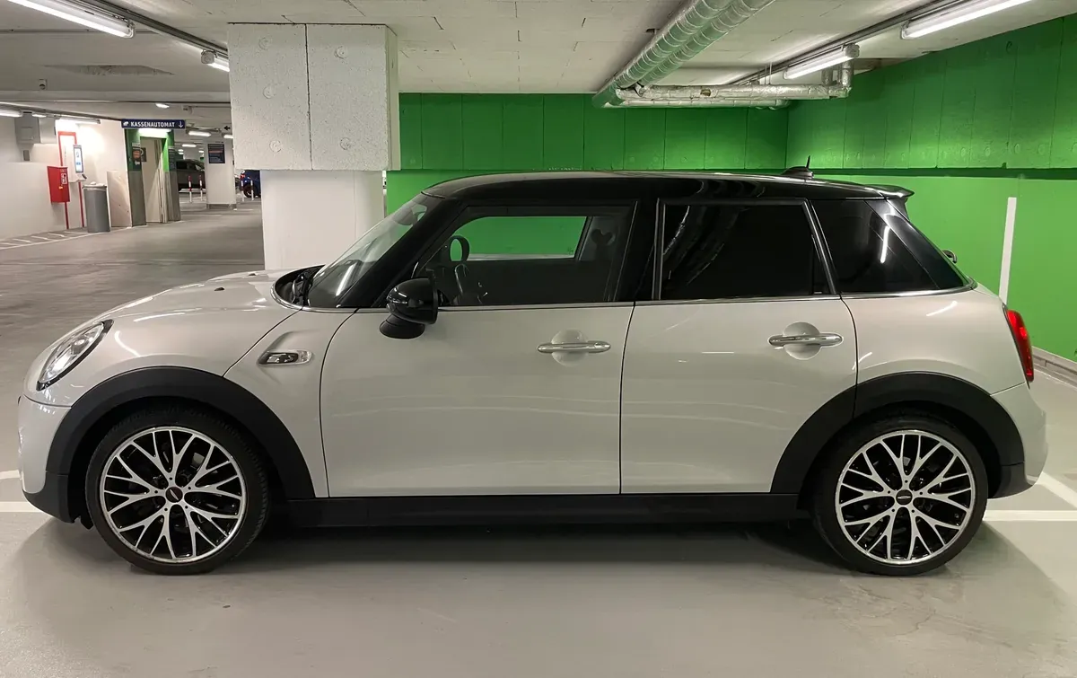 Mini Mini Cooper S 2016 photo 2
