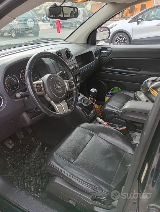Jeep Compass 2011 photo 4