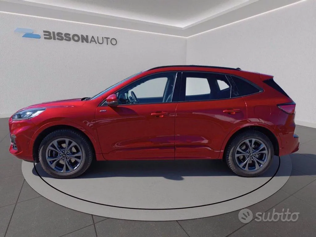 Ford Kuga 2023 photo 2