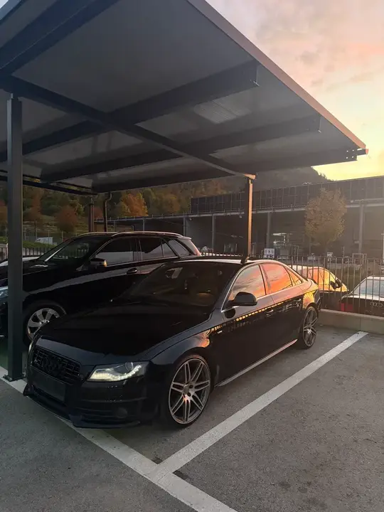 Audi A4 2008 photo 2