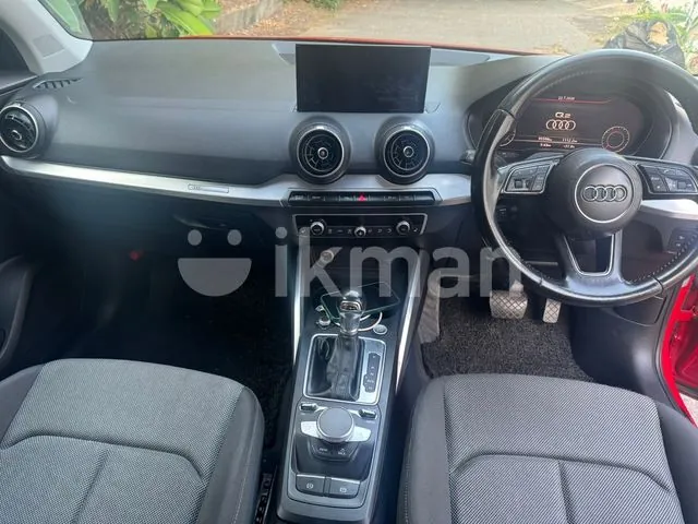 Audi Q2 2017 photo 5