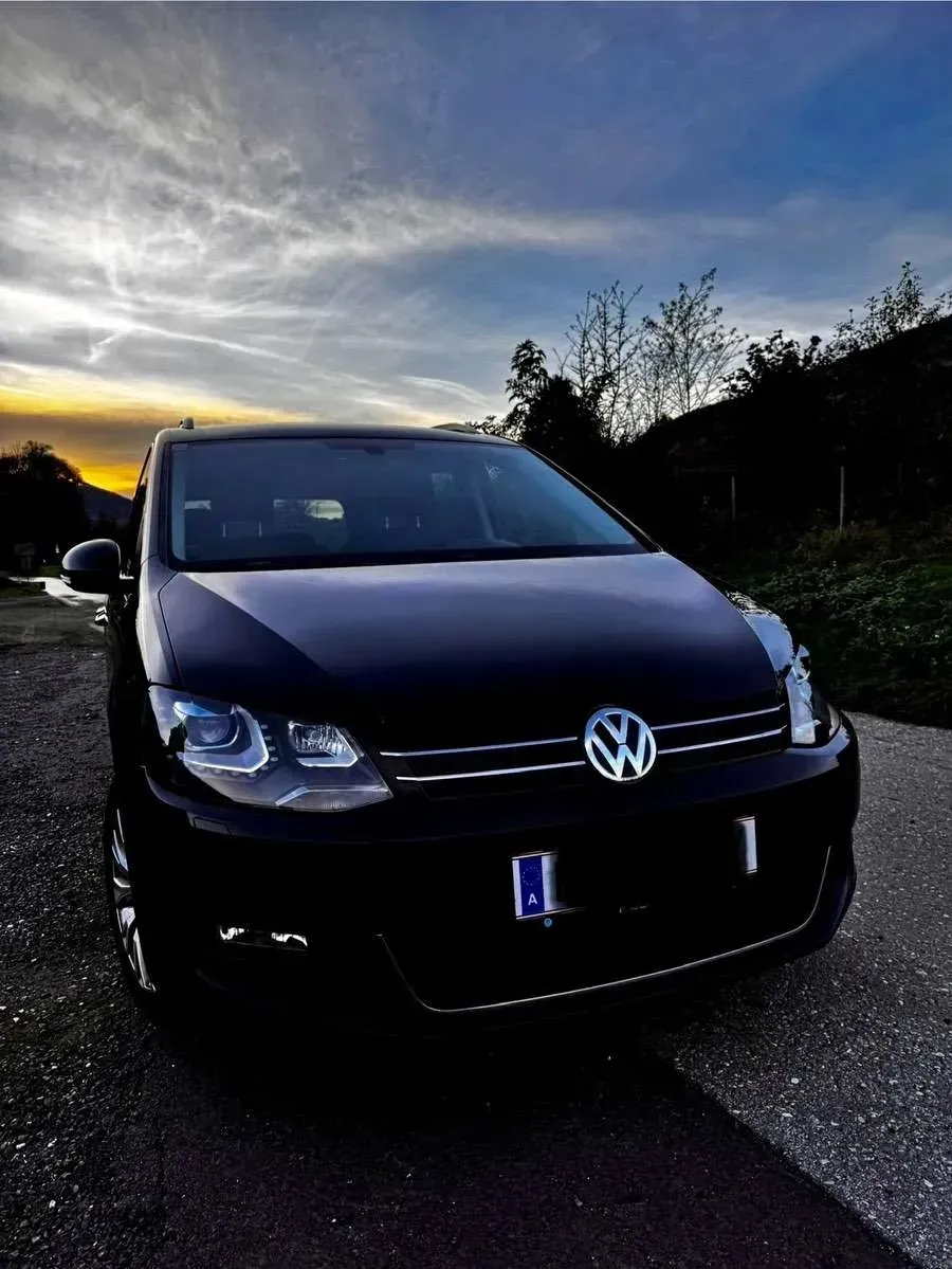 Volkswagen Sharan 2016 photo 2