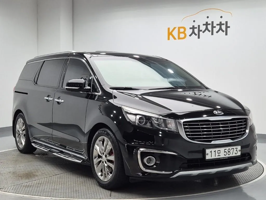 Kia Carnival 2016 photo 4