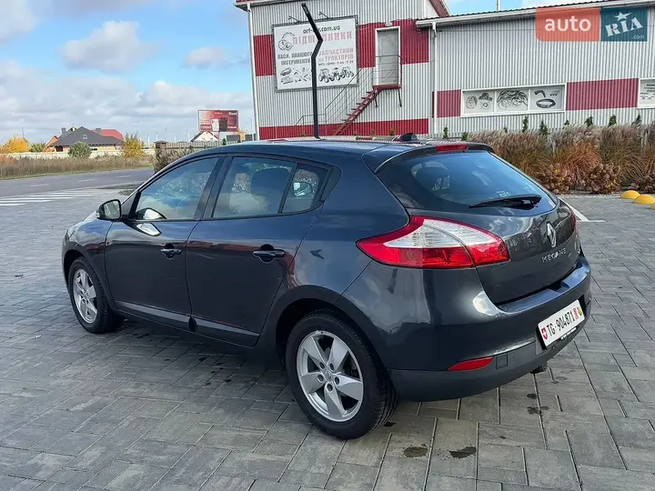 Renault Megane 2011 photo 5