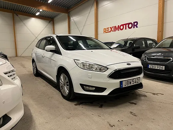 Ford Focus 2016 photo 2