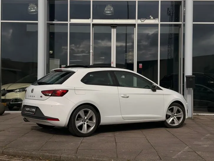 Seat Leon 2013 photo 2