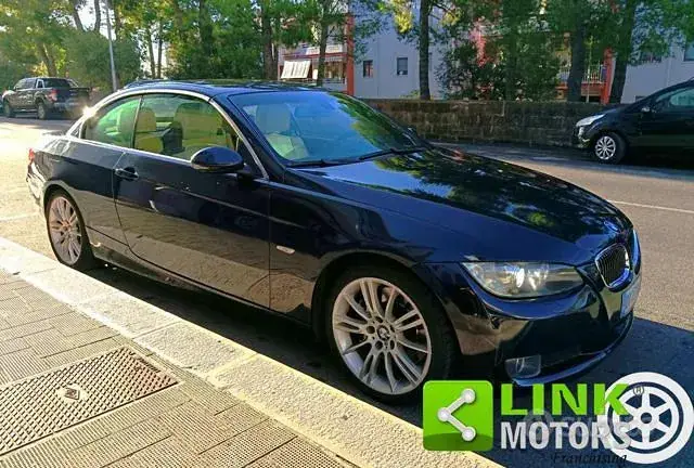BMW 330D 2008 photo 2