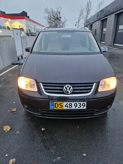 Volkswagen Touran 2006 photo 3