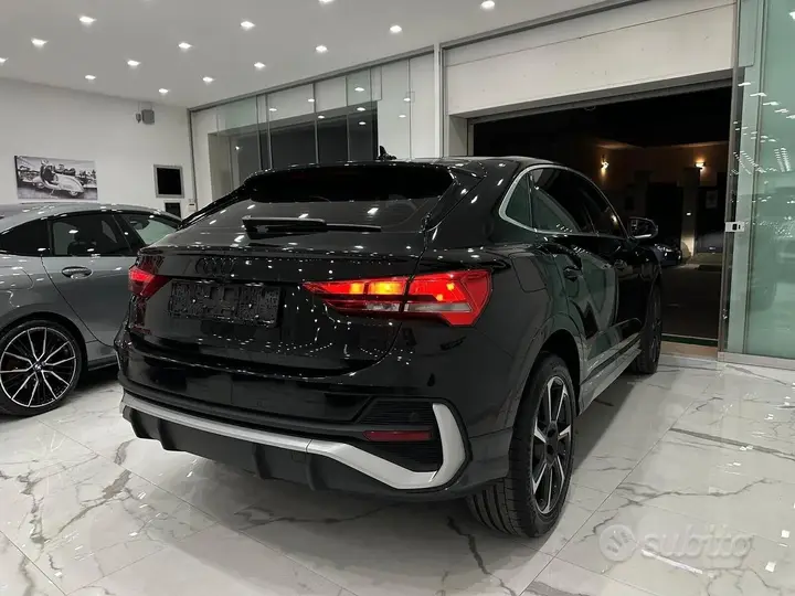 Audi Q3 2022 photo 5