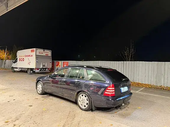 Mercedes-Benz C180 2006 photo 2