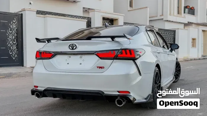 Toyota Camry 2021 photo 4