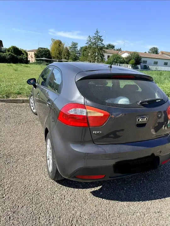 Kia Rio 2015 photo 3