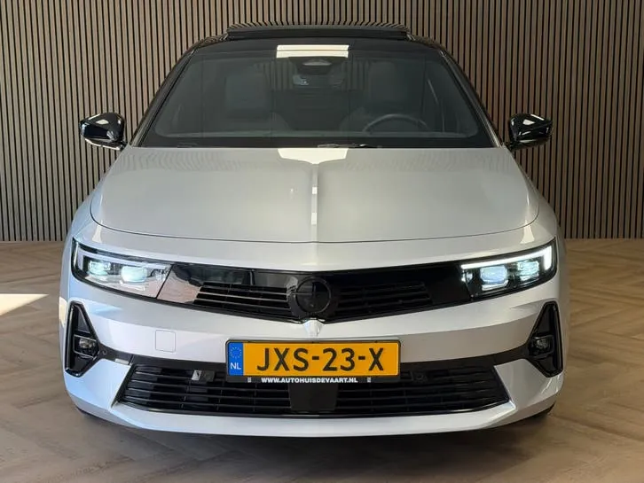 Opel Astra 2025 photo 2
