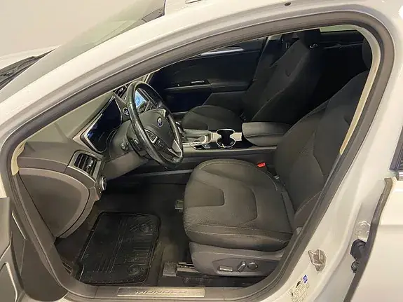Ford Mondeo 2016 photo 2