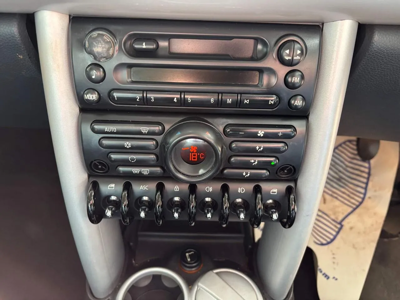 Mini Cooper 2005 photo 4