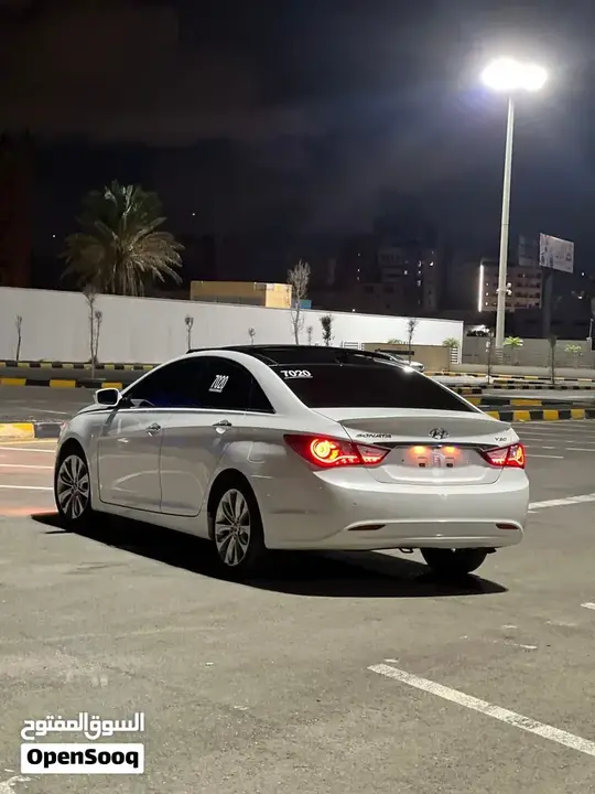 Hyundai Sonata 2012 photo 4
