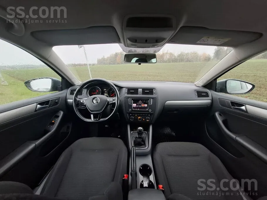 Volkswagen Jetta 2017 photo 5
