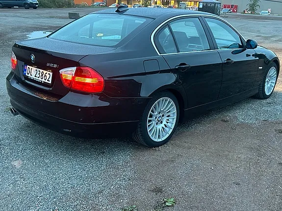 BMW 325I 2006 photo 4