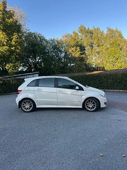 Mercedes-Benz B180 D 2009 photo 3