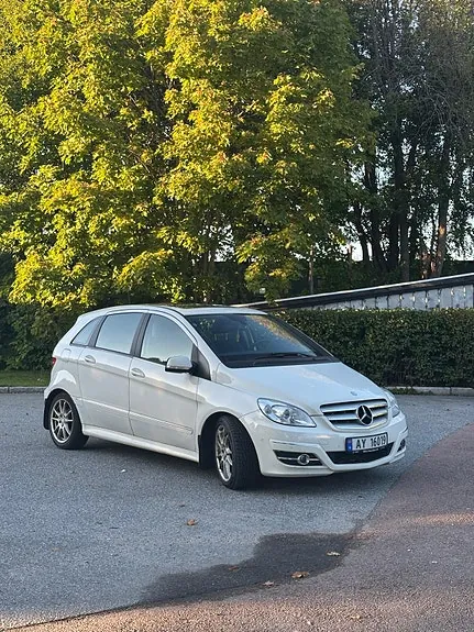 Mercedes-Benz B180 D
