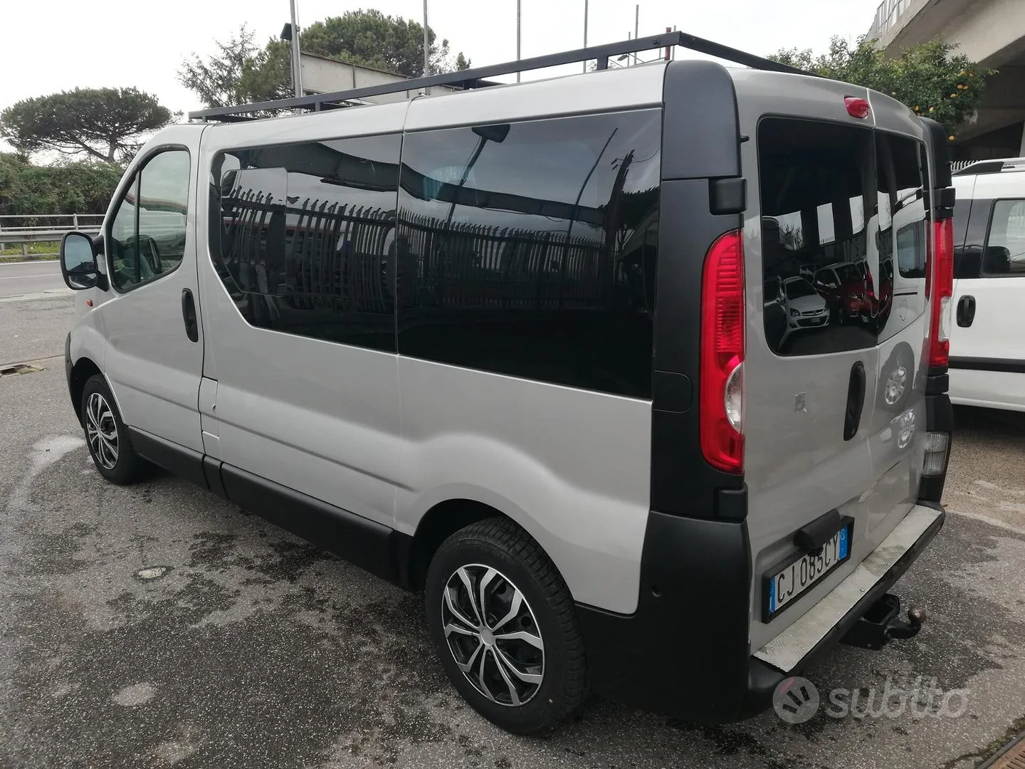 Renault Trafic 2003 photo 3
