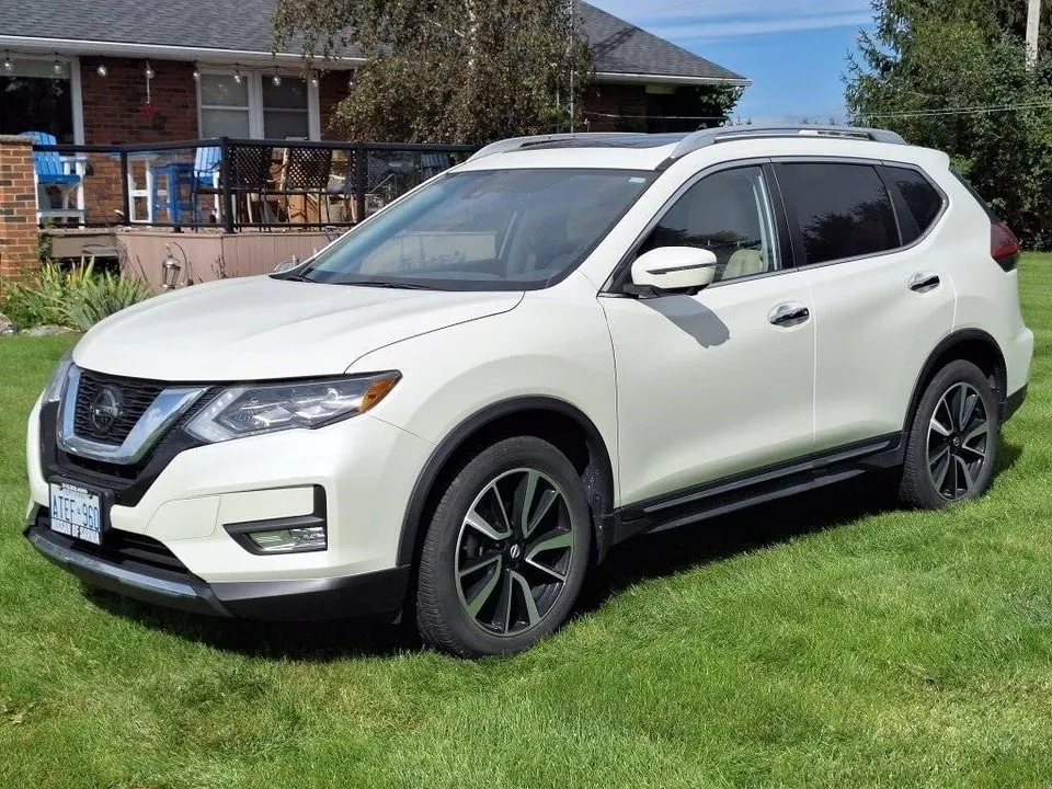 Nissan Rogue 2018 photo 2