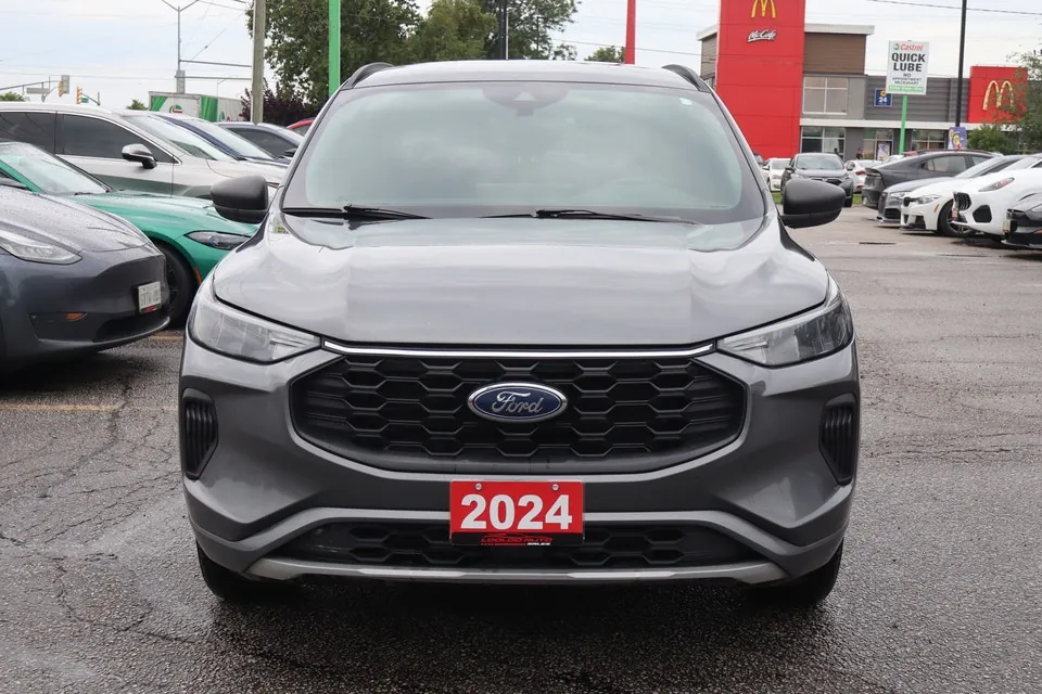 Ford Escape 2024 photo 2
