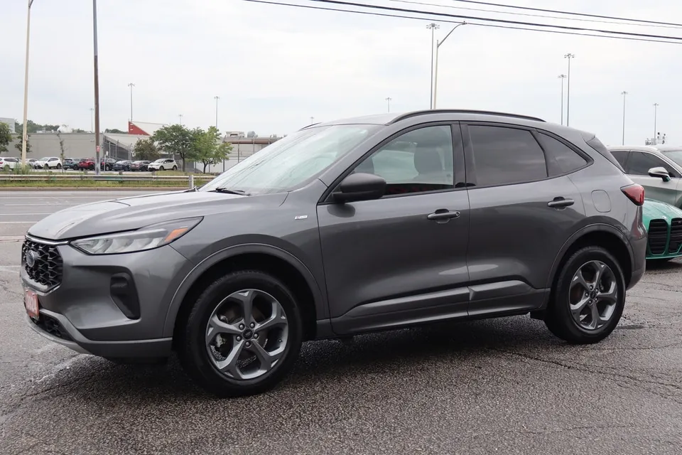 Ford Escape 2024 photo 3