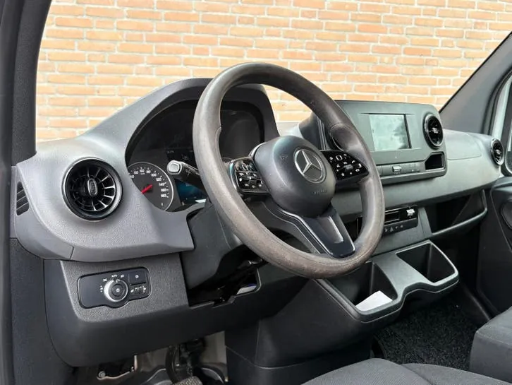 Mercedes-Benz Sprinter 2019 photo 2