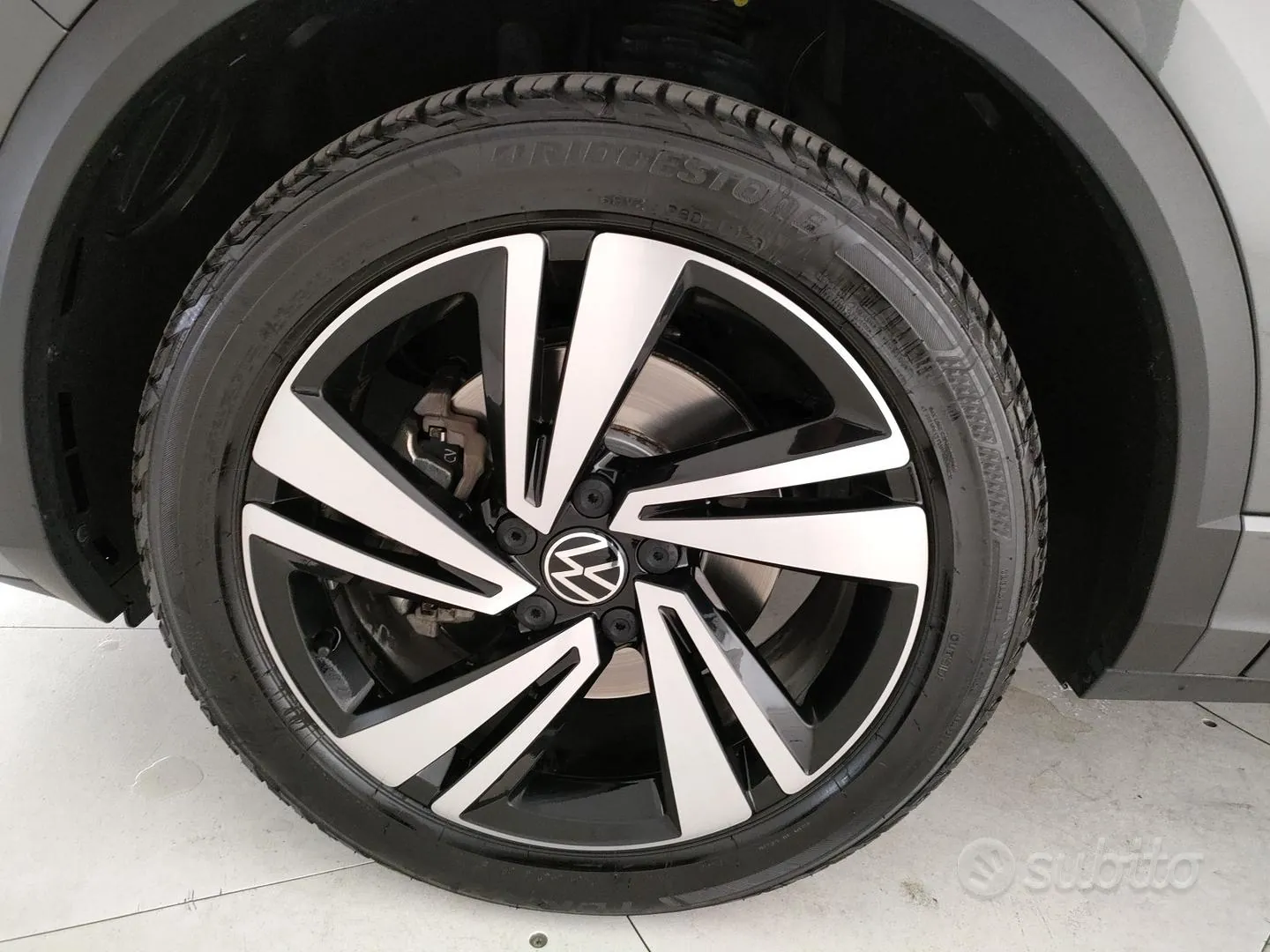 Volkswagen T-Roc 2023 photo 5