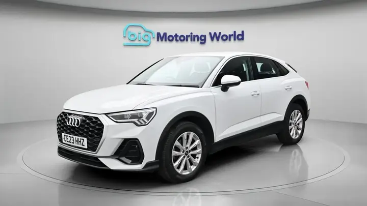 Audi Q3 2023 photo 4