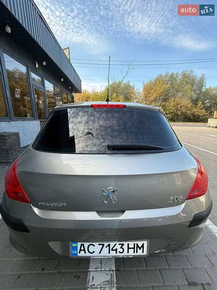 Peugeot 308 2010 photo 3