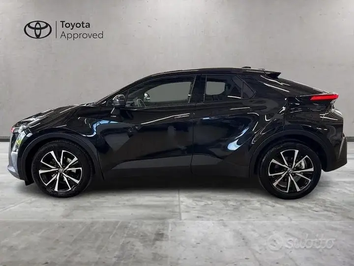 Toyota C-Hr 2024 photo 3