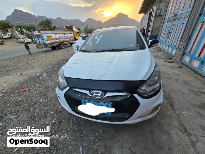 Hyundai Accent 2014 photo 5