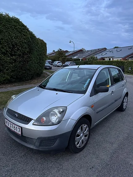 Ford Fiesta 2007 photo 3