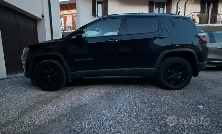 Jeep Compass 2018 photo 2