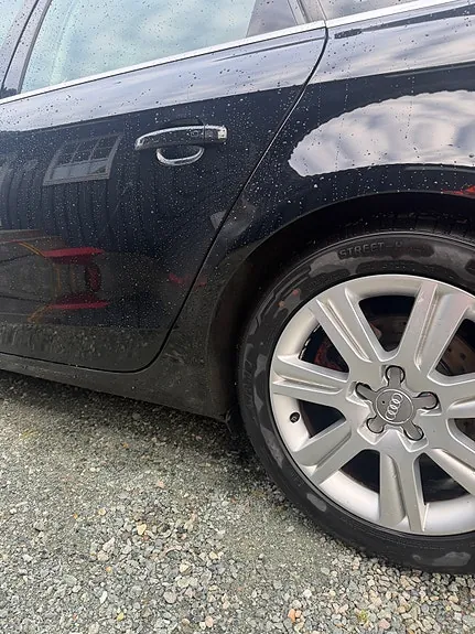 Audi A4 2011 photo 5