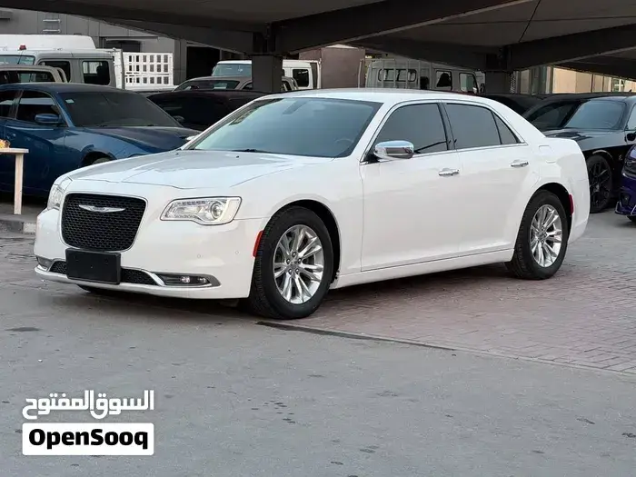 Chrysler 300 2019 photo 3