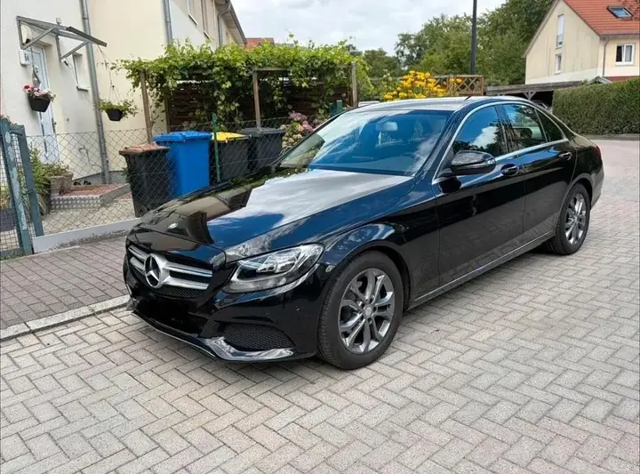 Mercedes-Benz C180