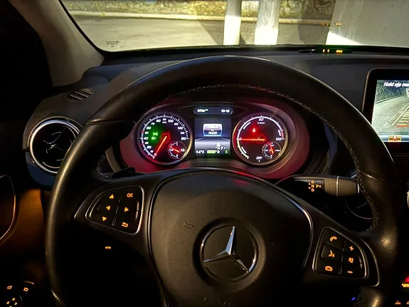 Mercedes-Benz B-Electric 2017 photo 5