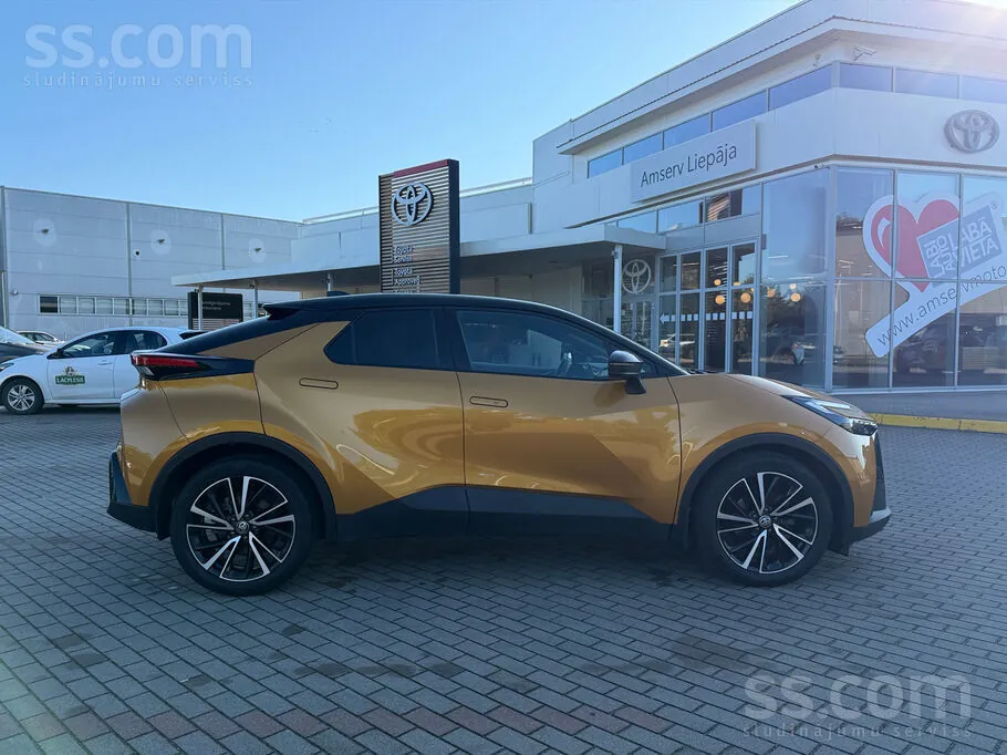 Toyota C-Hr 2025 photo 5