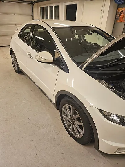 Honda Civic 2010 photo 2