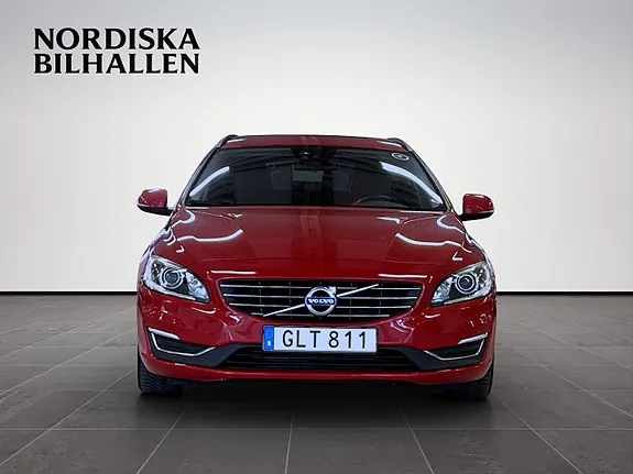 Volvo V60 2015 photo 2