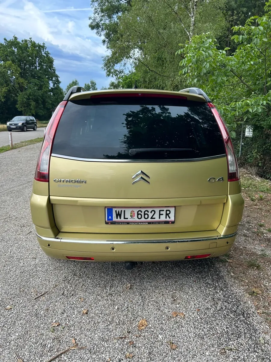 Citroen C4 Picasso 2009 photo 3