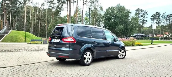 Ford Galaxy 2007 photo 2