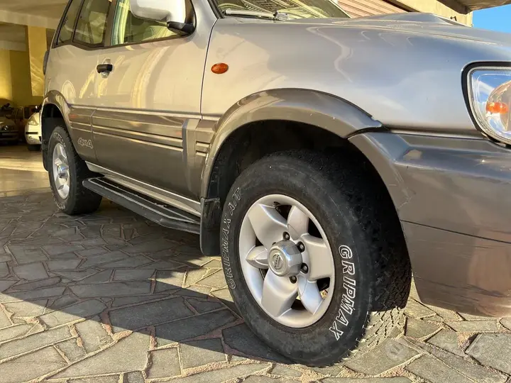 Nissan Terrano Ii 2004 photo 4