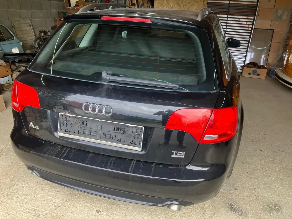 Audi A4 2007 photo 2