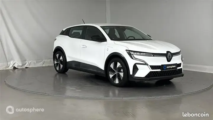 Renault Megane 2023 photo 3