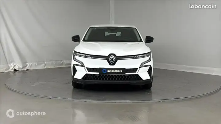 Renault Megane 2023 photo 2