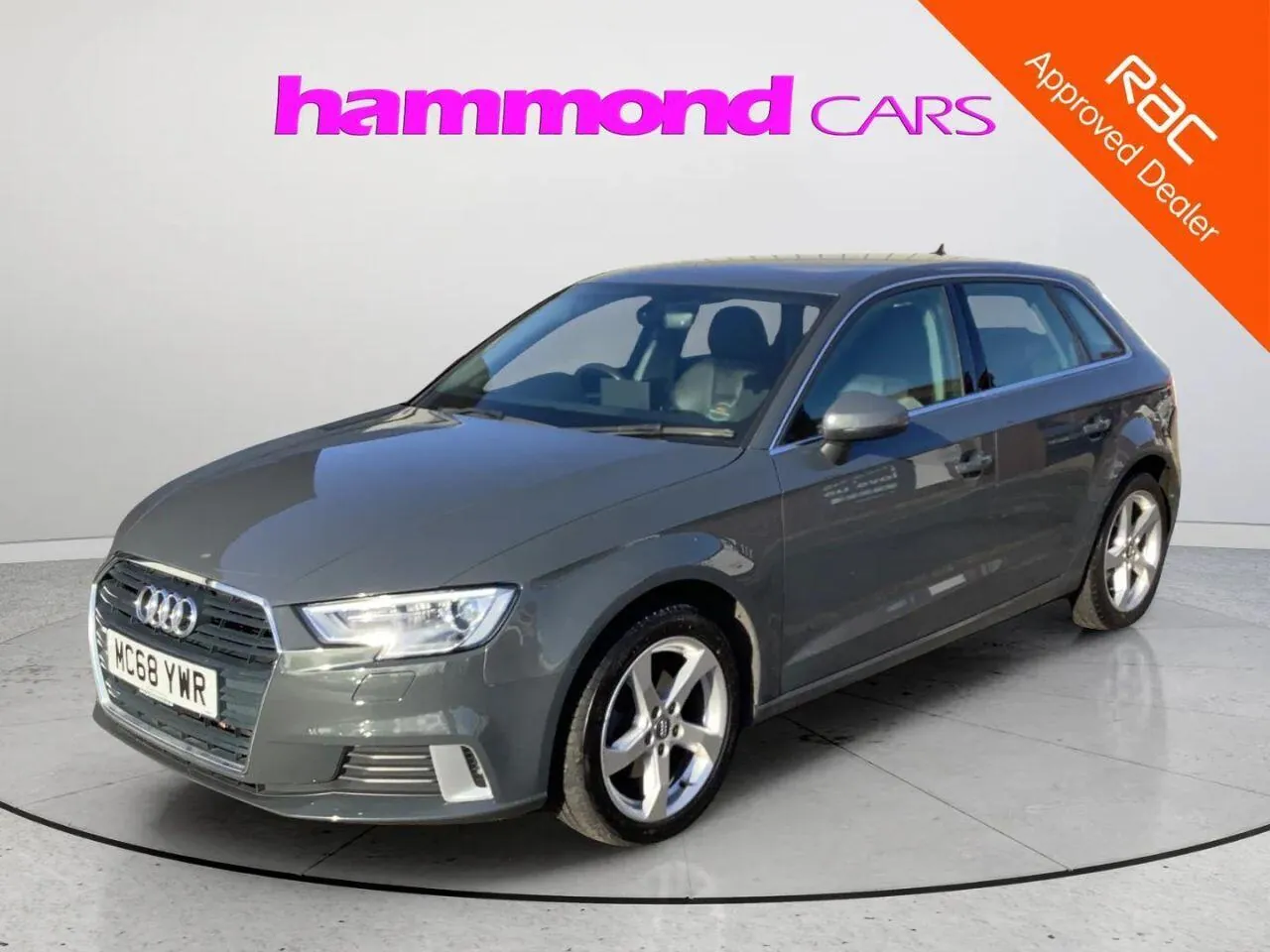 Audi A3 2019 photo 2